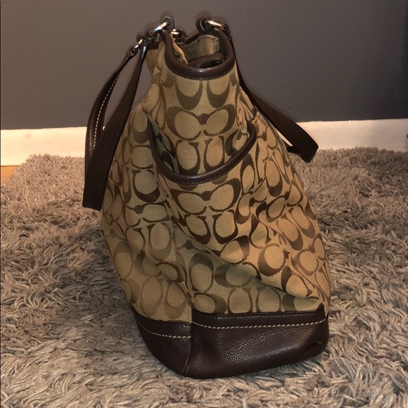 Coach tote - Picture 4 of 7
